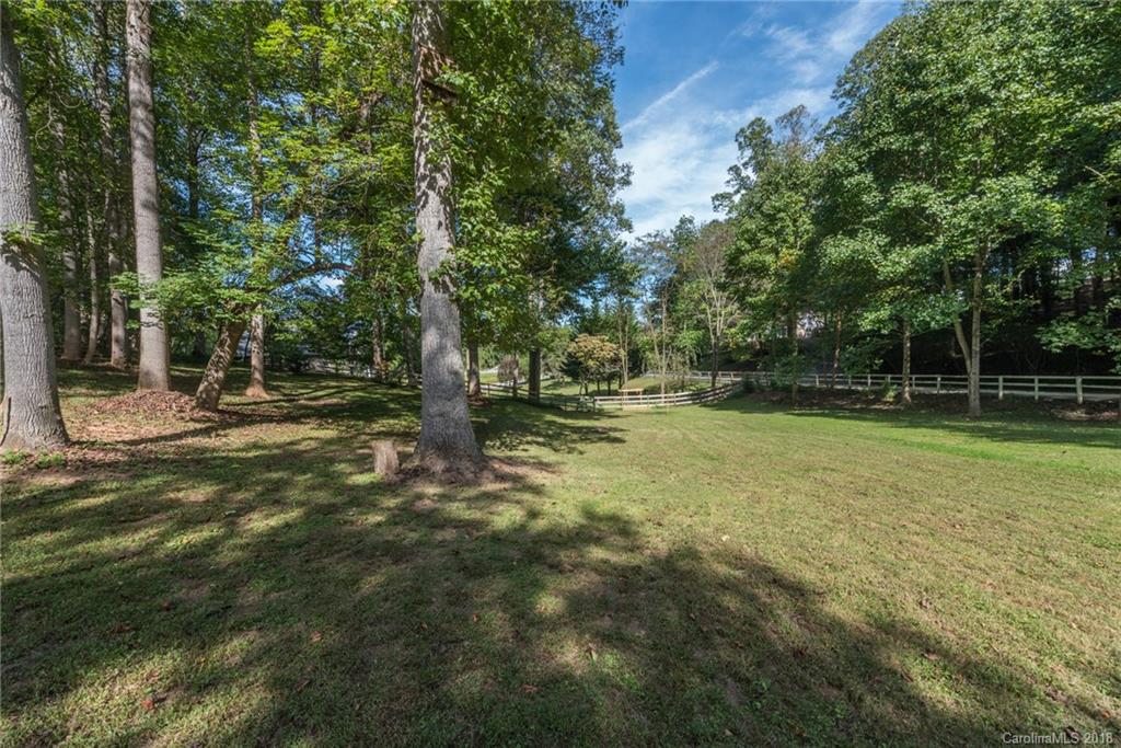 24 Whispering Woods Drive Asheville NC 28804