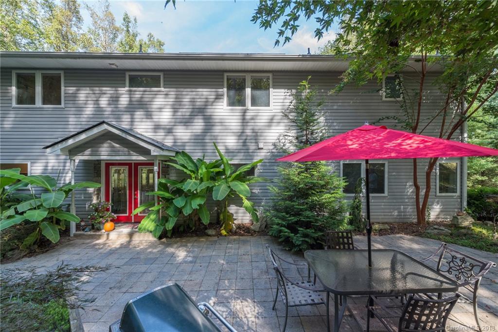 24 Whispering Woods Drive Asheville NC 28804