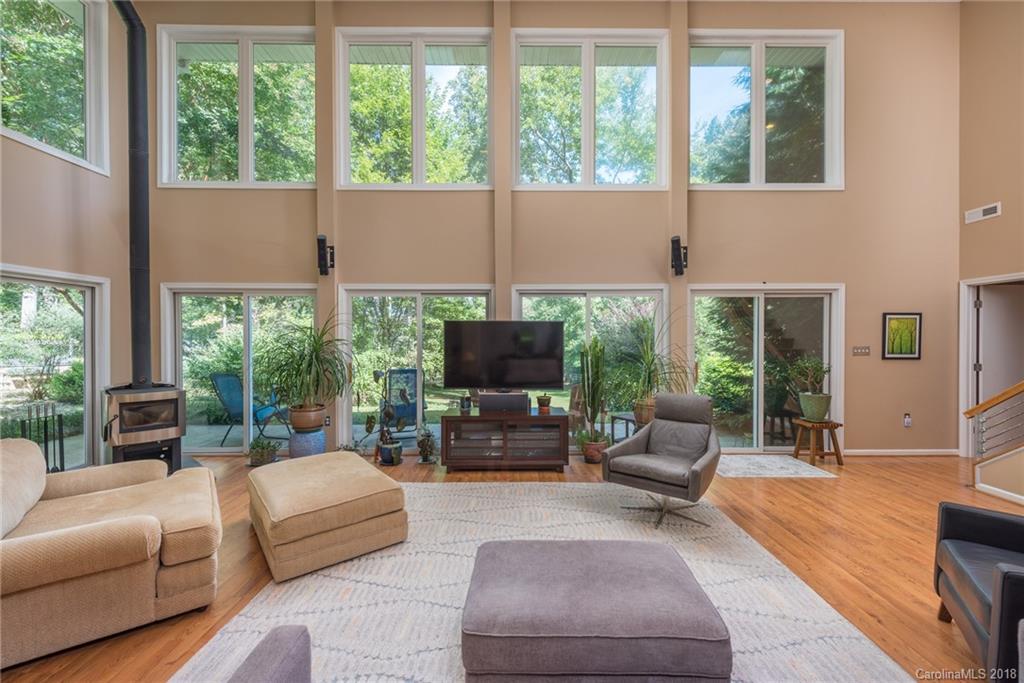 24 Whispering Woods Drive Asheville NC 28804