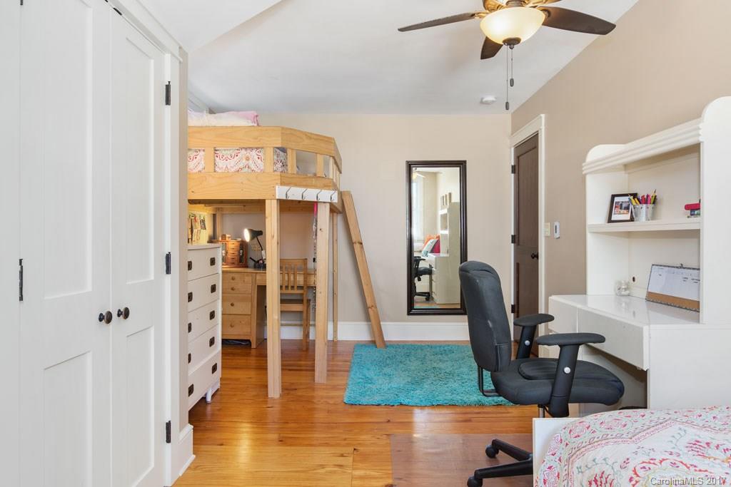 95 Vermont Avenue Asheville NC 28806