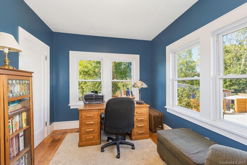 95 Vermont Avenue Asheville NC 28806