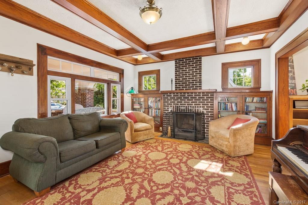 95 Vermont Avenue Asheville NC 28806