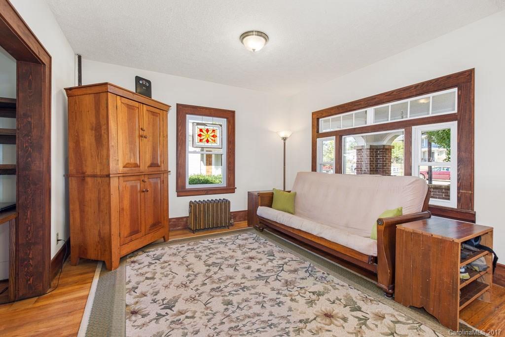 95 Vermont Avenue Asheville NC 28806