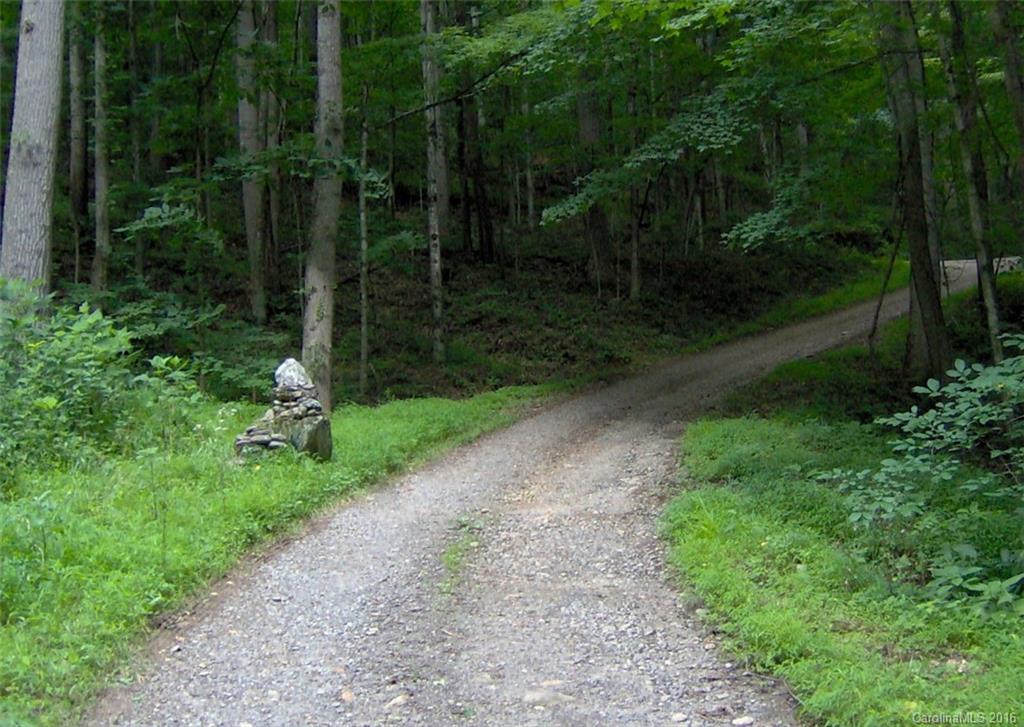 616 Clear View Lane Burnsville NC 28714