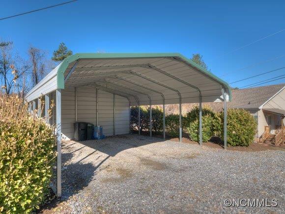 11 East Mountain Way Asheville NC 28805