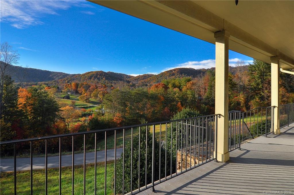 39 Wright Farm Road Candler NC 28715
