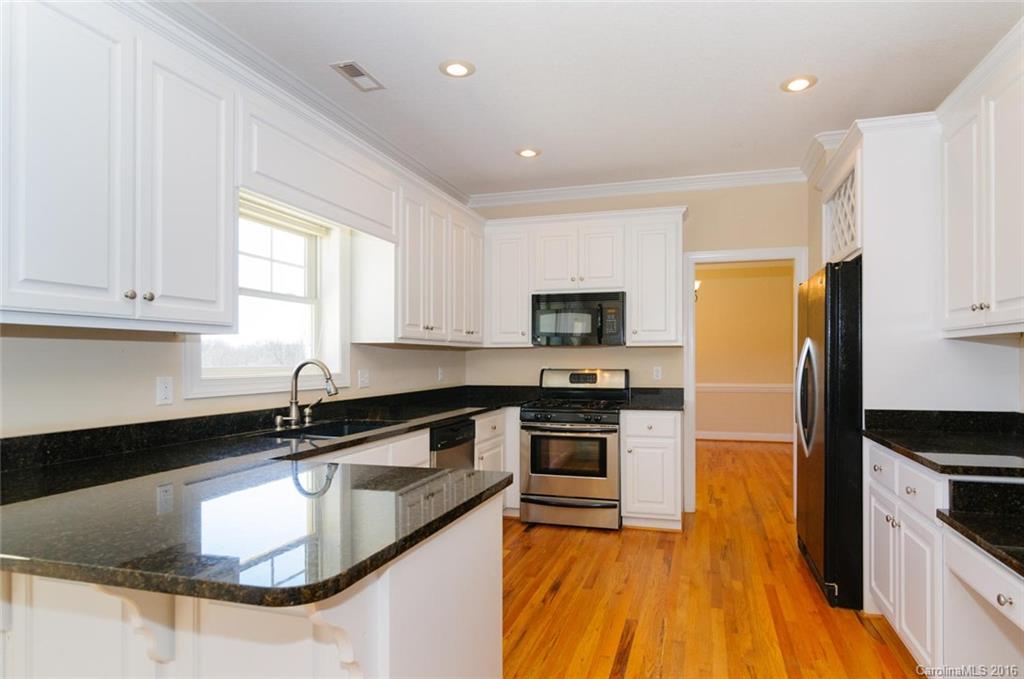 39 Wright Farm Road Candler NC 28715