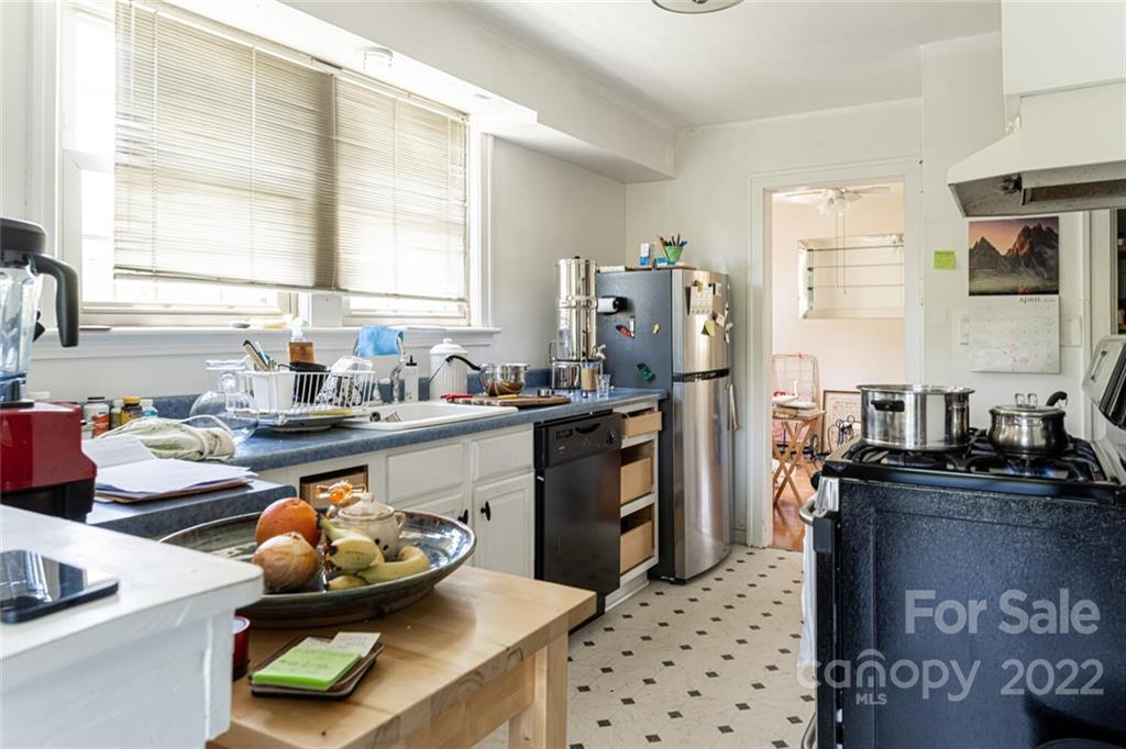 45 Ottari Road Asheville NC 28804