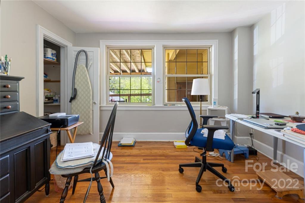 45 Ottari Road Asheville NC 28804