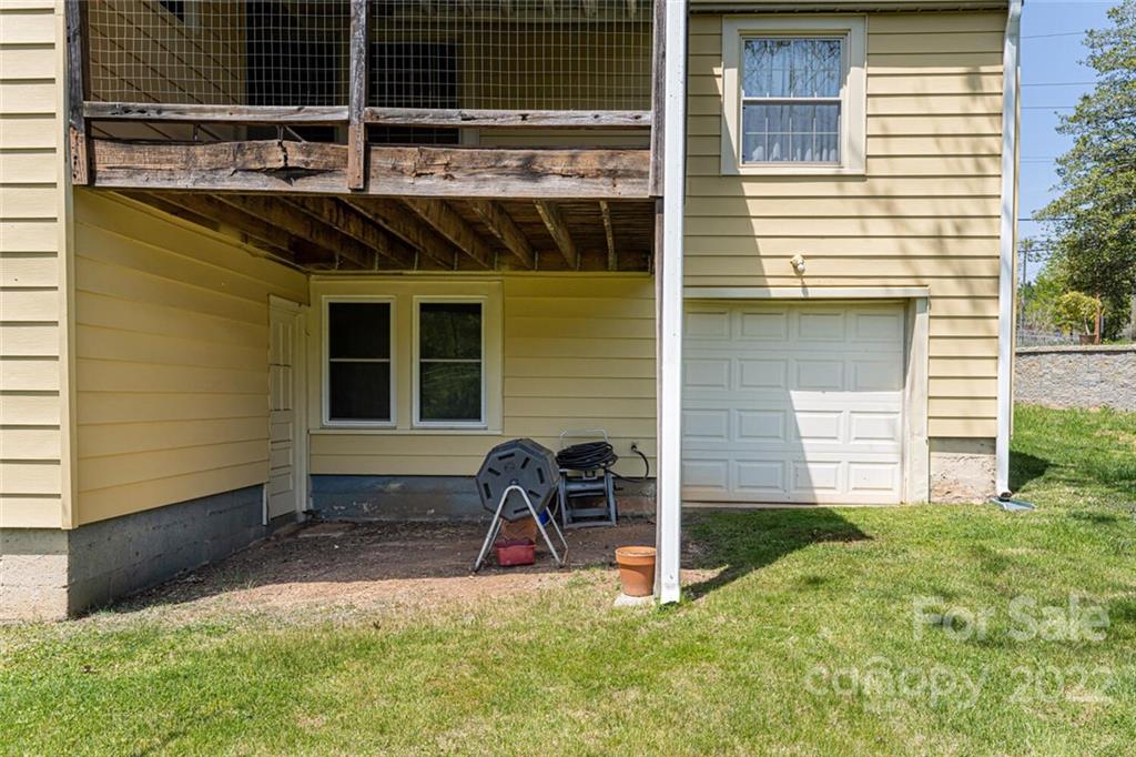 45 Ottari Road Asheville NC 28804