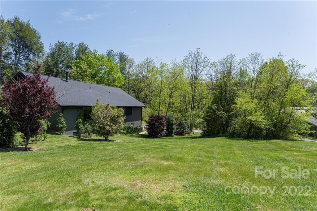 45 Ottari Road Asheville NC 28804