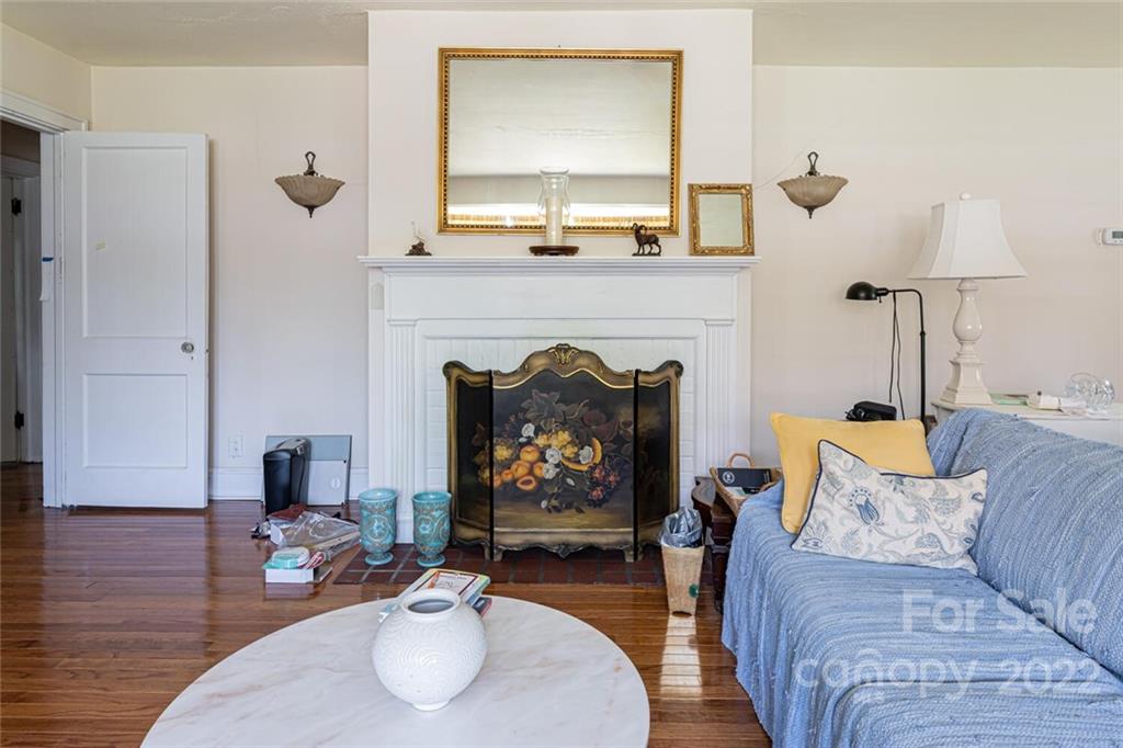 45 Ottari Road Asheville NC 28804