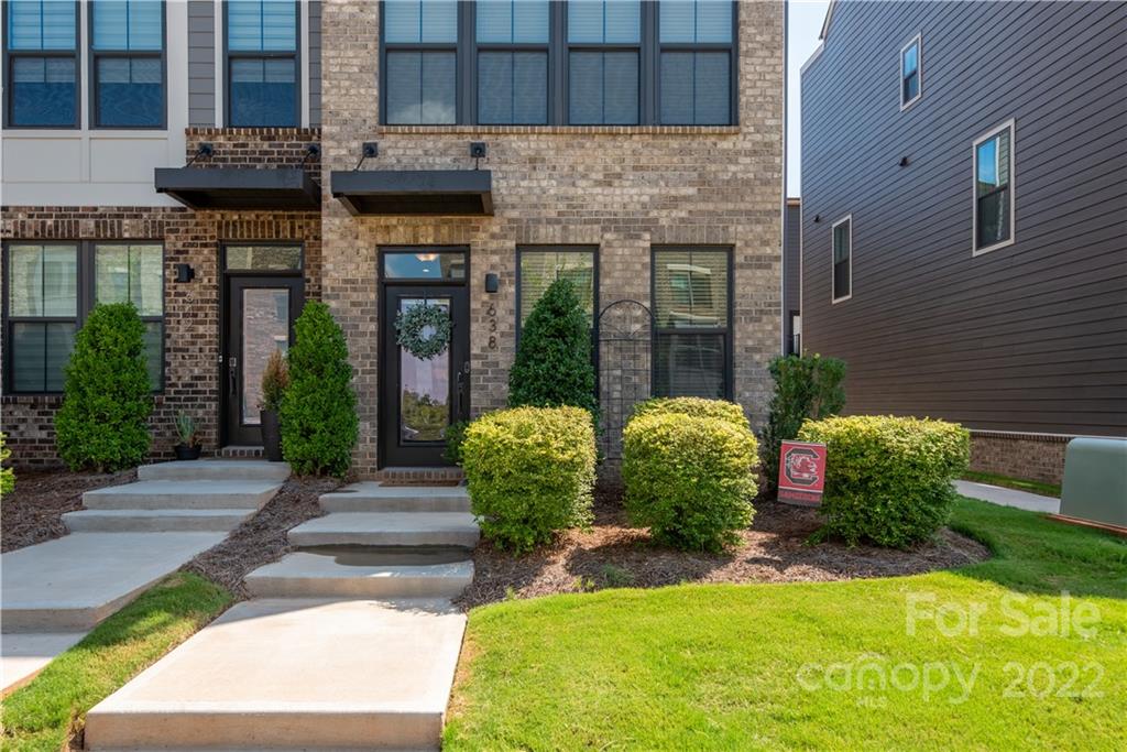 638 Uwharrie River Road Charlotte NC 28211