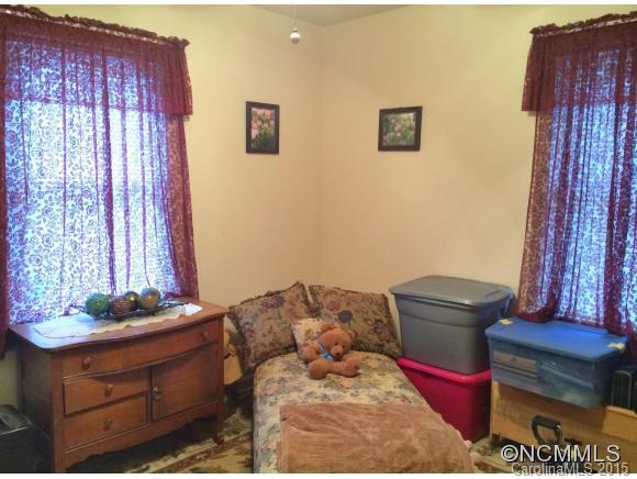 21 Bassett Road Asheville NC 28804