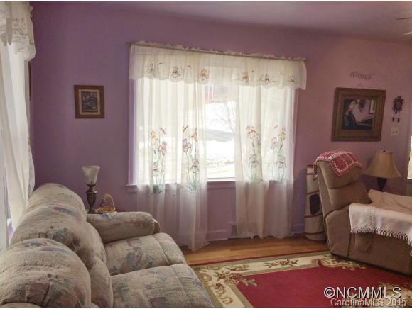 21 Bassett Road Asheville NC 28804