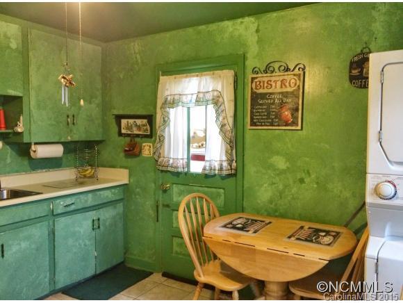 21 Bassett Road Asheville NC 28804
