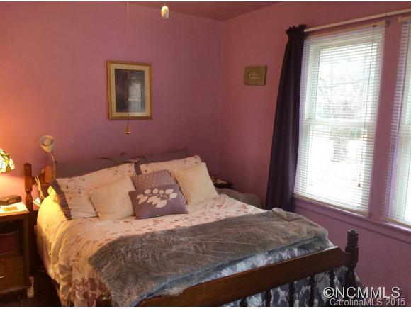 21 Bassett Road Asheville NC 28804