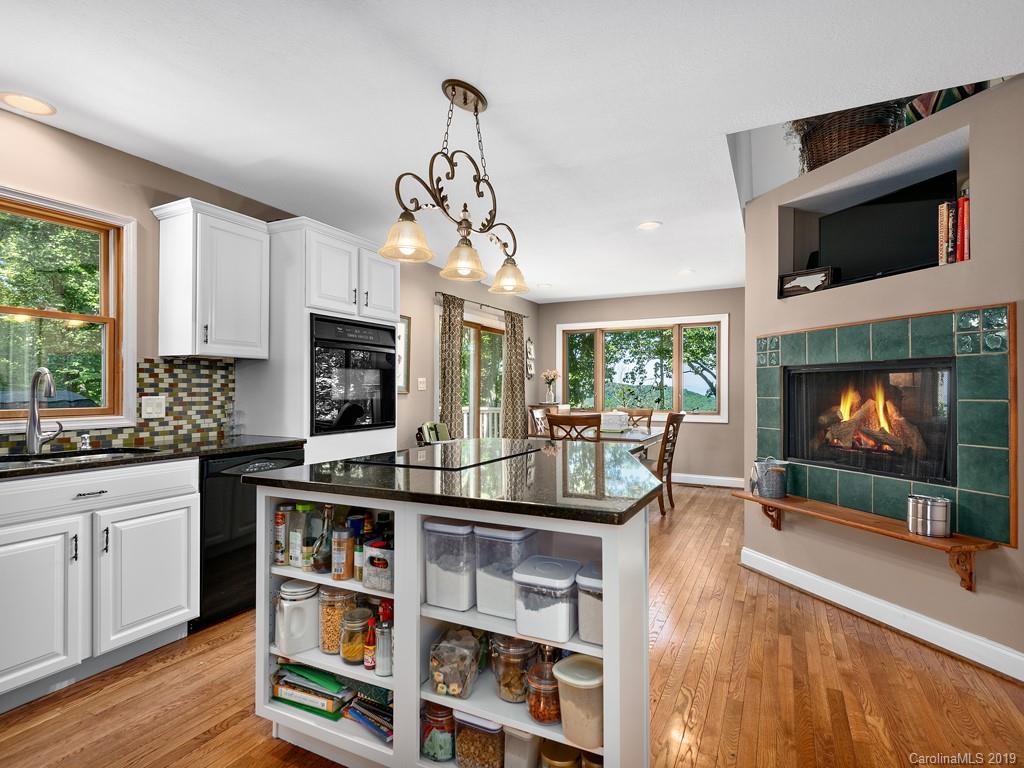 128 Stonecrest Drive Asheville NC 28803