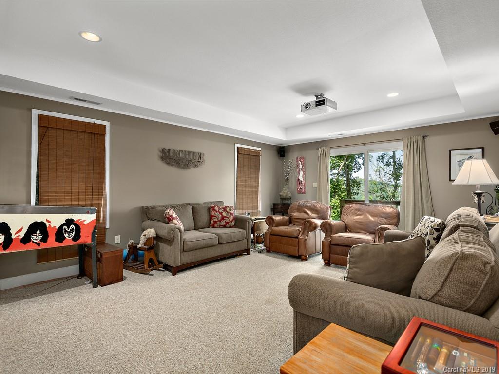 128 Stonecrest Drive Asheville NC 28803