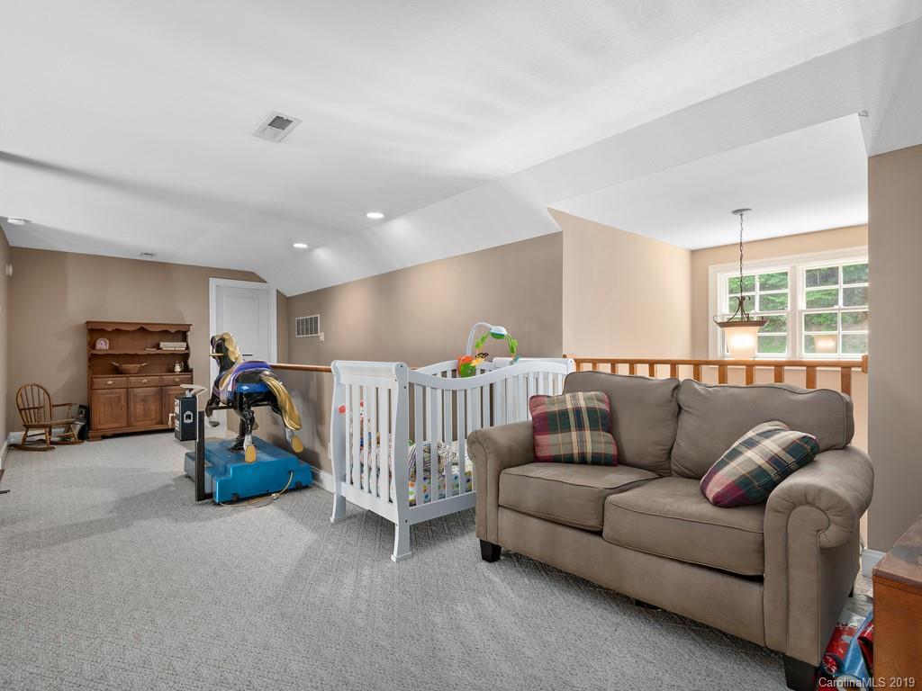 128 Stonecrest Drive Asheville NC 28803