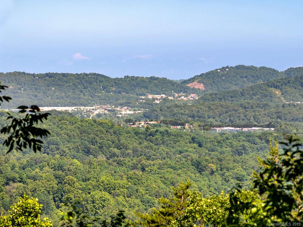 128 Stonecrest Drive Asheville NC 28803