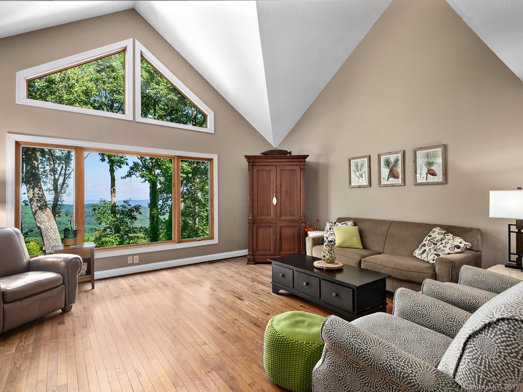 128 Stonecrest Drive Asheville NC 28803