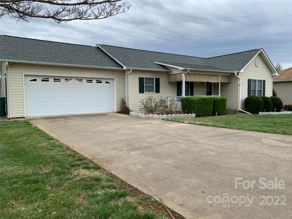 1425 Farmington Hills Drive Conover NC 28613