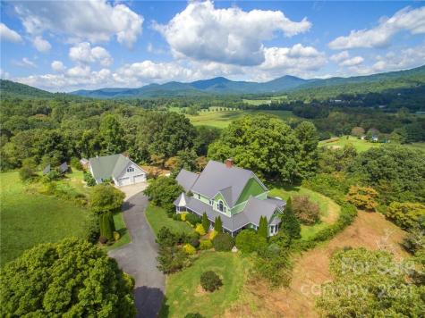 82 Sanctuary Road Swannanoa NC 28778
