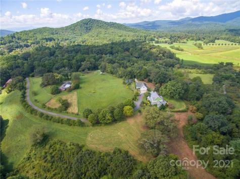 82 Sanctuary Road Swannanoa NC 28778