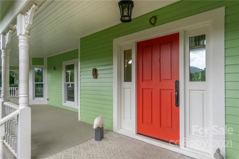 82 Sanctuary Road Swannanoa NC 28778