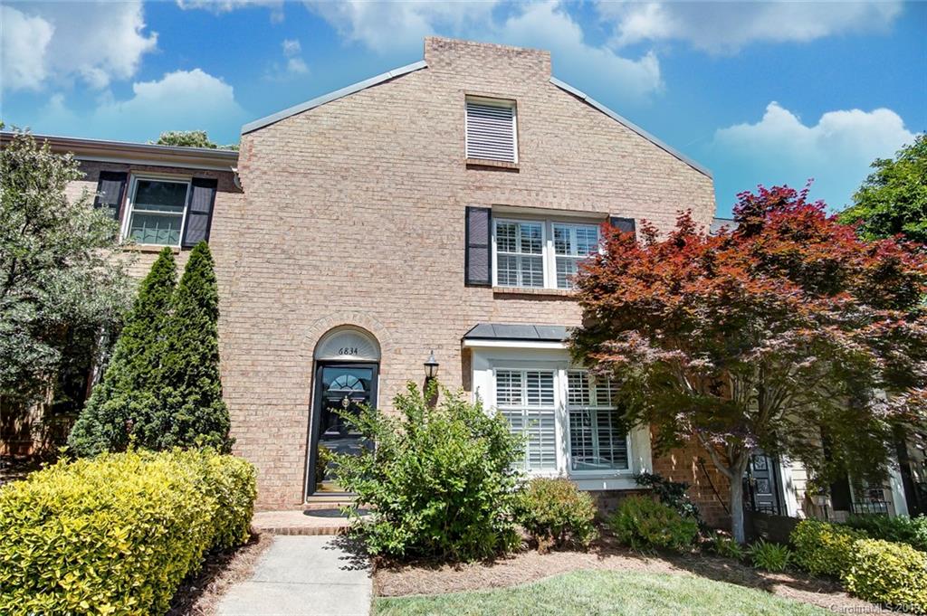 6834 Dumbarton Drive Charlotte NC 28210
