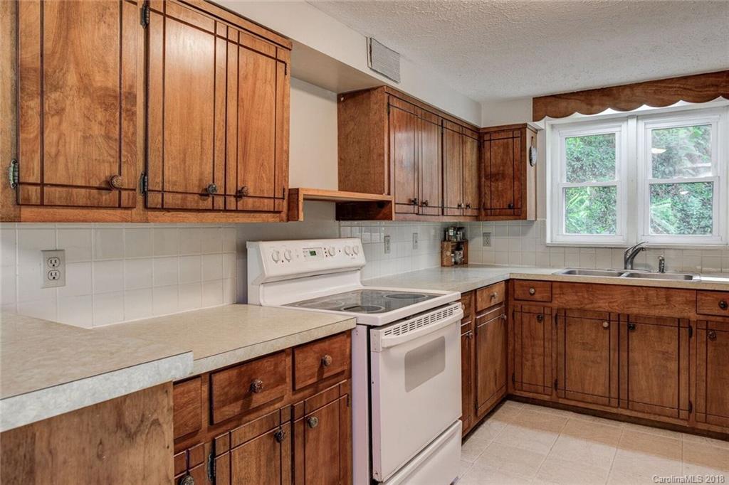 86 Carl Bowman Road Marshall NC 28753