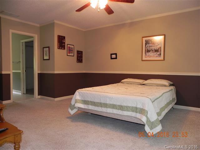 14 Lowry Lane Weaverville NC 28787