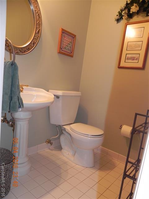 14 Lowry Lane Weaverville NC 28787