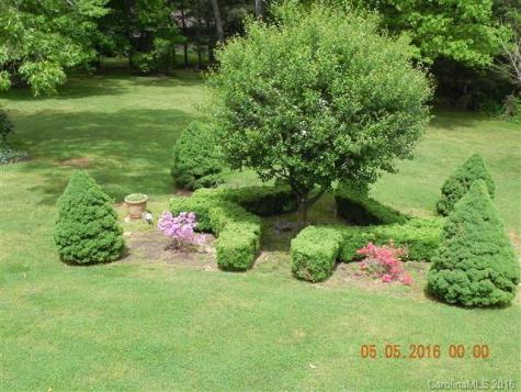 14 Lowry Lane Weaverville NC 28787