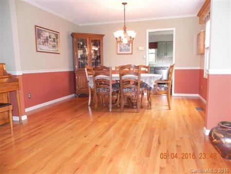 14 Lowry Lane Weaverville NC 28787