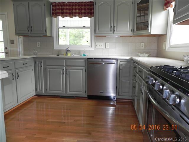 14 Lowry Lane Weaverville NC 28787