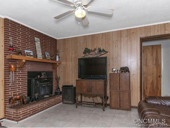 15 Hoyt Road Arden NC 28704