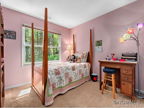 147 Meadow Lake Road Asheville NC 28803