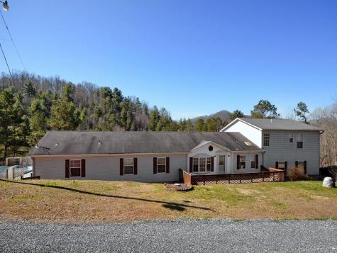 77 Mount Airy Road Marshall NC 28753