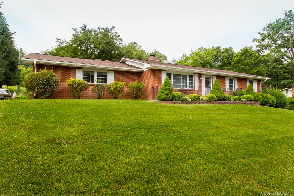 20 Delphia Drive Brevard NC 28712