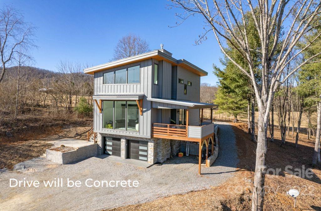 22 Lara Drive Mills River NC 28759