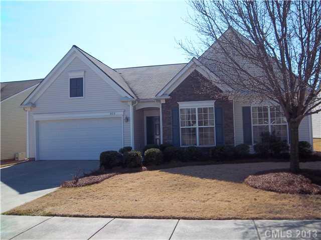 8818 Heron Glen Drive Charlotte NC 28269
