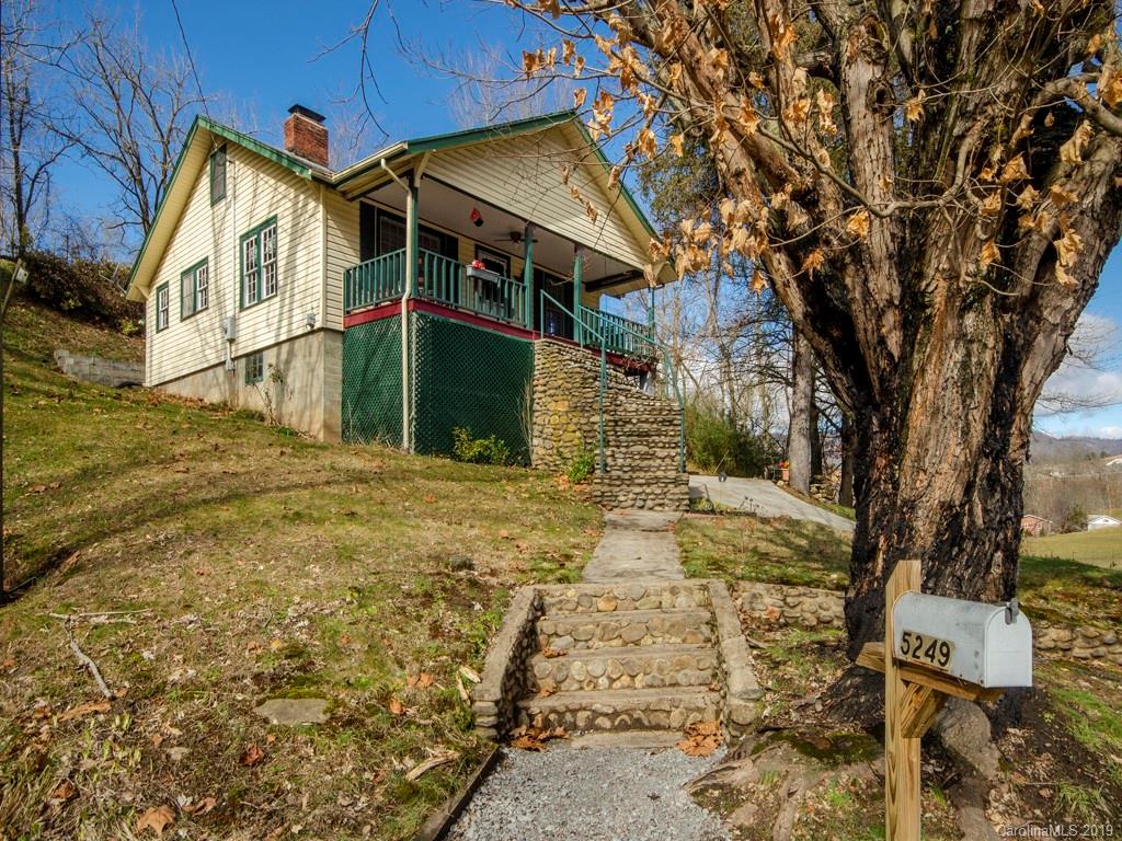 5249 Old Clyde Road Clyde NC 28721