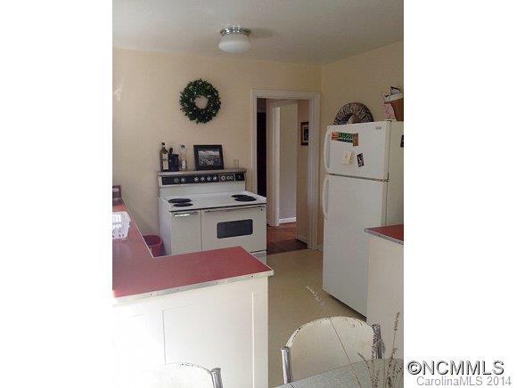145 Arthur Road Asheville NC 28806