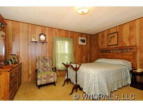 12 Deavermont Circle Asheville NC 28806
