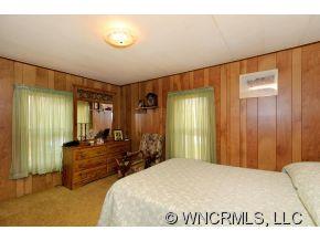 12 Deavermont Circle Asheville NC 28806