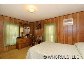 12 Deavermont Circle Asheville NC 28806