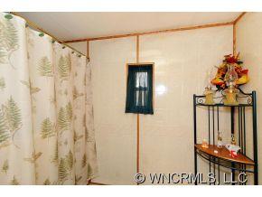 12 Deavermont Circle Asheville NC 28806