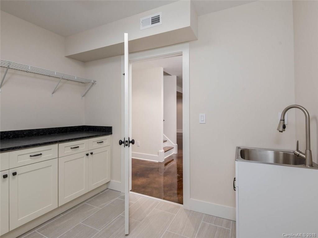 87 Bee Ridge Road Asheville NC 28803